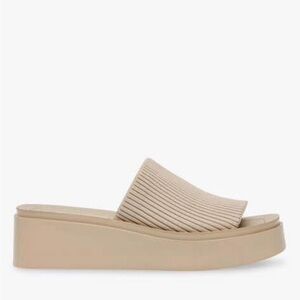 STEVE MADDEN Women's Beige Platform Slide Sandals Wedges, Size 7